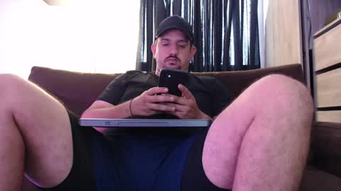Snapshot of arthurbob26 chatting on 05/14/26, 04:14 Sebas online show from 05/14/26, 04:14