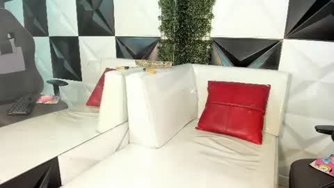 Arthurcock Independent Model online show from 07/11/26, 02:58
