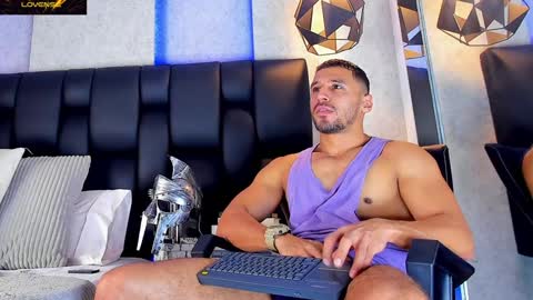 Arthur online show from 01/06/25, 11:31