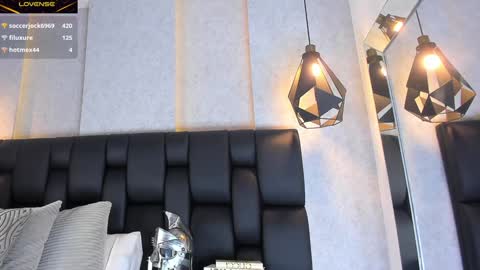 Arthur online show from 02/04/25, 02:07