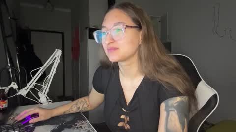 Mia  online show from 02/27/26, 03:34