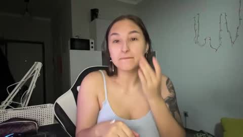 Mia  online show from 02/28/26, 03:24