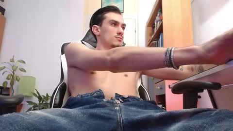 Artie online show from 03/05/26, 11:06