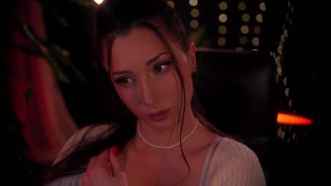 Marlene online show from 12/14/25, 12:27