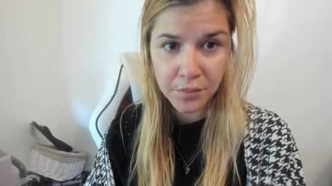 MIA online show from 09/27/25, 10:42