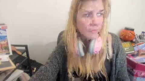 MIA online show from 04/17/26, 10:35