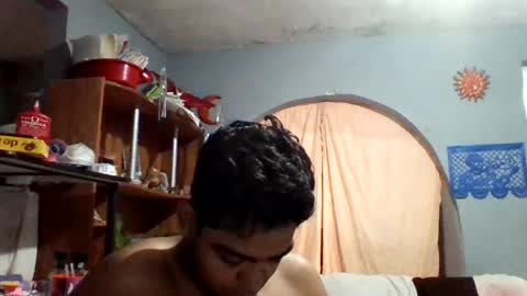 Snapshot of arturo_alvarado93 chatting on 06/25/26, 04:00 the chosen one online show from 06/25/26, 04:00