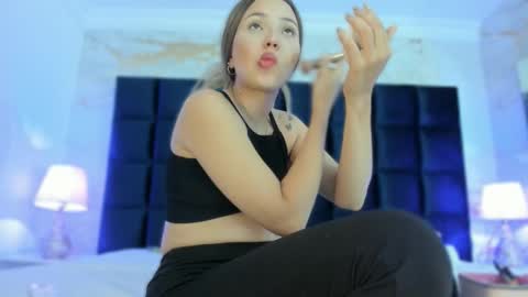 Snapshot of ary1_ chatting on 11/28/25, 04:04 Ary online show from 11/28/25, 04:04