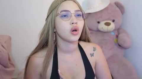 Snapshot of ary1_ chatting on 01/09/26, 09:12 Ary online show from 01/09/26, 09:12