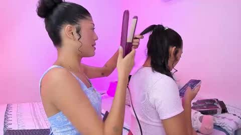 Ariana and Kelsieh online show from 01/18/26, 12:14