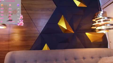 sofia online show from 03/18/26, 11:02