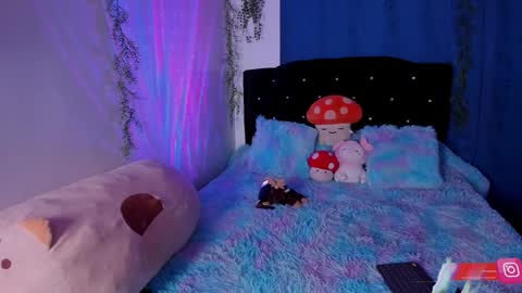 Snapshot of arya_line chatting on 01/30/25, 11:45 Arys online show from 01/30/25, 11:45