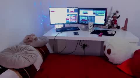Snapshot of aryahunt chatting on 12/28/24, 03:15 Arianacustom videos available for sale try my special vibes 112233111222333 private copy at request online show from 12/28/24, 03:15
