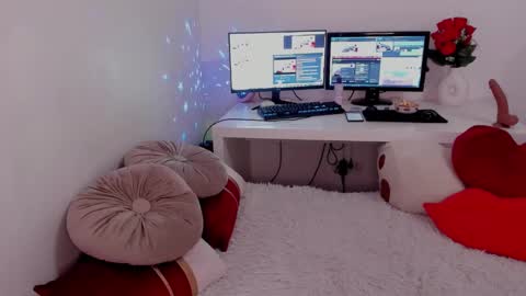 Snapshot of aryahunt chatting on 02/16/25, 12:43 Arianacustom videos available for sale try my special vibes 112233111222333 private copy at request online show from 02/16/25, 12:43