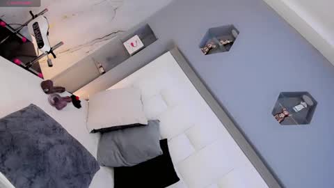 aryajanee online show from 04/22/26, 06:05