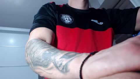 Snapshot of aryanaian1 chatting on 01/04/25, 03:07 AryanAian1 online show from 01/04/25, 03:07