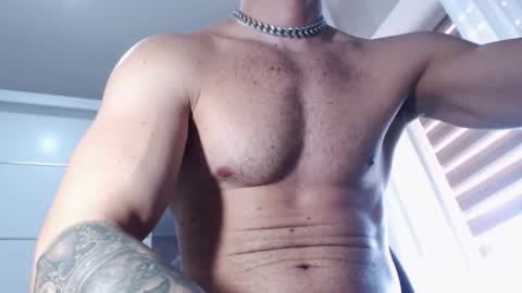 Snapshot of aryanaian1 chatting on 01/16/25, 08:54 AryanAian1 online show from 01/16/25, 08:54