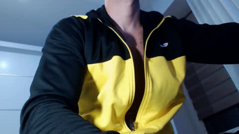 Snapshot of aryanaian1 chatting on 01/20/25, 07:46 AryanAian1 online show from 01/20/25, 07:46