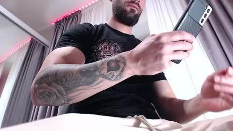 AryanAian1 online show from 04/18/26, 01:59