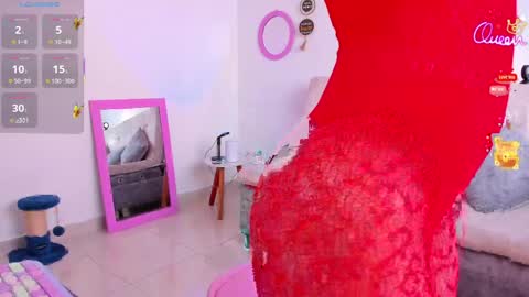 Snapshot of aryane_art_ chatting on 05/05/26, 09:12 carol online show from 05/05/26, 09:12