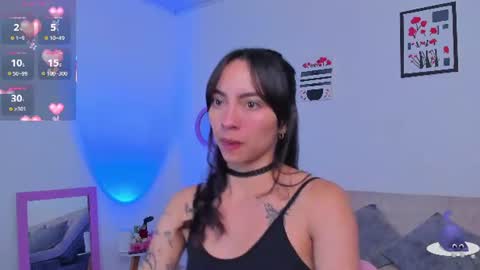 Snapshot of aryane_art_ chatting on 07/23/26, 12:24 carol online show from 07/23/26, 12:24