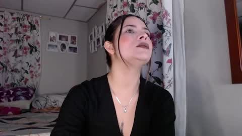 ximena online show from 11/24/25, 12:43