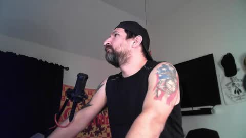 Snapshot of asanator101 chatting on 09/13/25, 12:10 devilPup75 online show from 09/13/25, 12:10