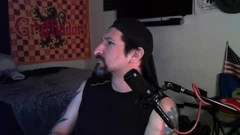 Snapshot of asanator101 chatting on 09/20/25, 05:52 devilPup75 online show from 09/20/25, 05:52