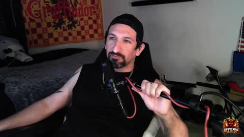 Snapshot of asanator101 chatting on 09/26/25, 04:00 devilPup75 online show from 09/26/25, 04:00