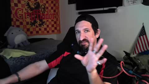 Snapshot of asanator101 chatting on 10/02/25, 01:23 devilPup75 online show from 10/02/25, 01:23