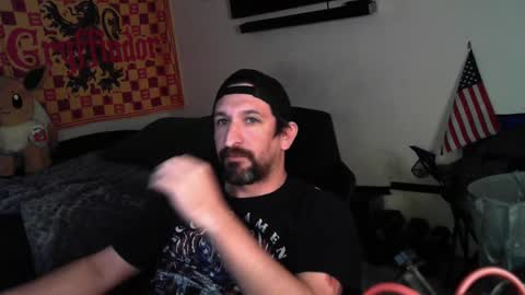 Snapshot of asanator101 chatting on 10/04/25, 05:16 devilPup75 online show from 10/04/25, 05:16