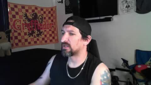 Snapshot of asanator101 chatting on 10/19/25, 02:50 devilPup75 online show from 10/19/25, 02:50