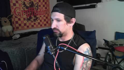 devilPup75 online show from 10/23/25, 02:55