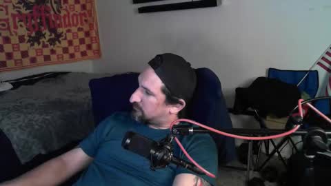 devilPup75 online show from 10/25/25, 08:11