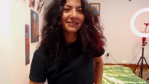 Saray online show from 04/10/26, 01:00