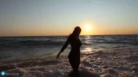 Call me Ann online show from 04/03/26, 07:23