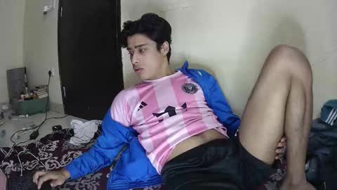 ash2730 online show from 12/01/25, 07:52