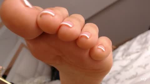 Snapshot of ash_nicefeet chatting on 07/13/26, 05:10 ashley online show from 07/13/26, 05:10