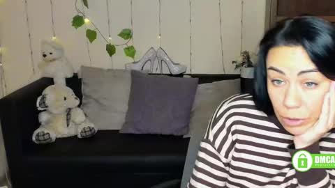 Anna online show from 02/10/25, 12:29