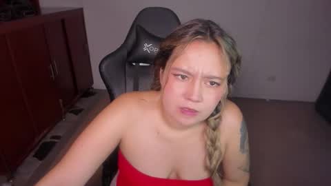 ash_smith1 online show from 09/26/25, 11:20