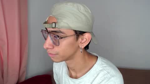 Snapshot of ash_v1 chatting on 01/13/26, 06:46 Ash online show from 01/13/26, 06:46