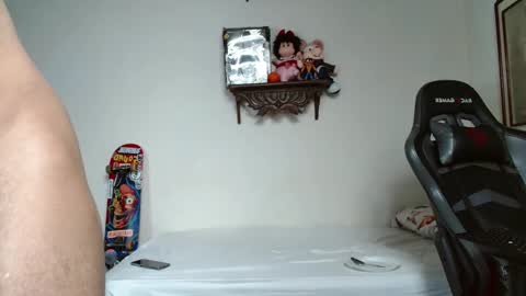 Snapshot of ash_wingrant chatting on 02/21/25, 04:18 ash_wingrant online show from 02/21/25, 04:18