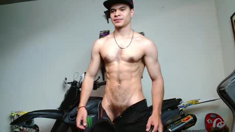 Snapshot of ash_wingrant chatting on 12/02/25, 11:04 ash_wingrant online show from 12/02/25, 11:04