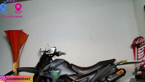 Snapshot of ash_wingrant chatting on 02/13/26, 04:08 ash_wingrant online show from 02/13/26, 04:08