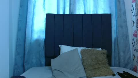 Asha Bliss online show from 04/17/26, 05:49