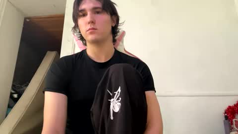 ashbuyersss online show from 02/05/25, 05:20