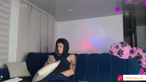Snapshot of ashely_ryan24 chatting on 09/23/25, 12:13 Ashley And Ryan online show from 09/23/25, 12:13