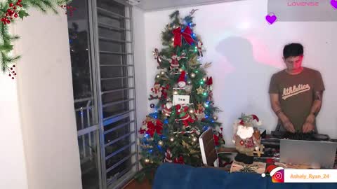 Ashley And Ryan  online show from 12/17/25, 11:44