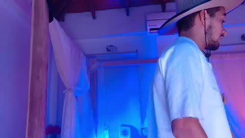 Snapshot of asherxxx_ chatting on 02/20/26, 06:26 CARIBBEAN DREAM online show from 02/20/26, 06:26