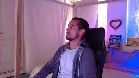 Snapshot of asherxxx_ chatting on 02/24/26, 03:10 CARIBBEAN DREAM online show from 02/24/26, 03:10